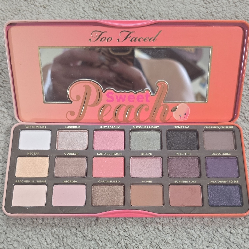 Too Faced Sweet Peach Eyeshadow Palette - Peachy Pinks and Purples